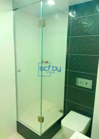 clients and partners1-Угловая душевая с распашной дверью и неподвижным стеклом